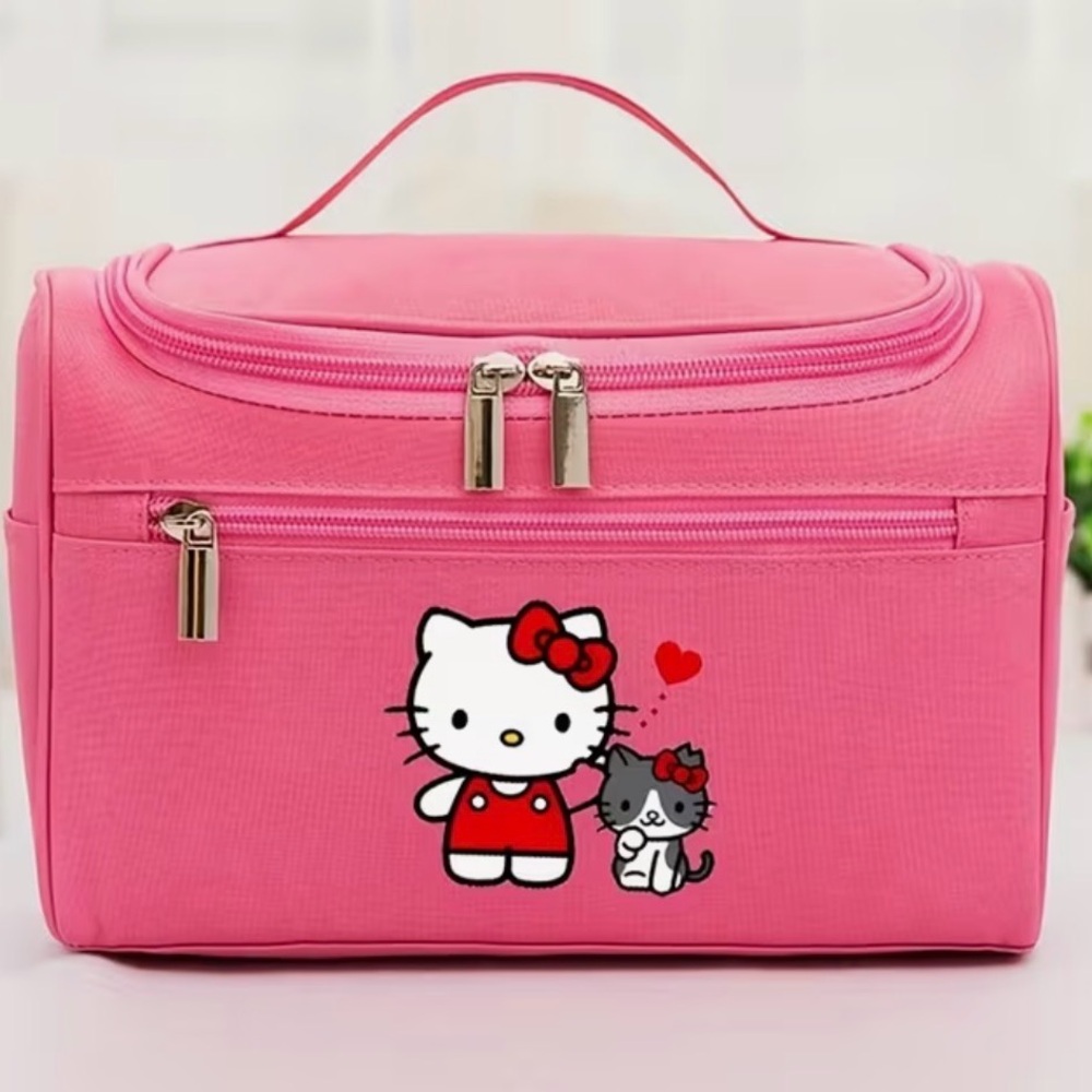 ❤️❤️SANRIO MYSTERY BUNDLE with Pink Hello Kitty Travel Make-Up Bag